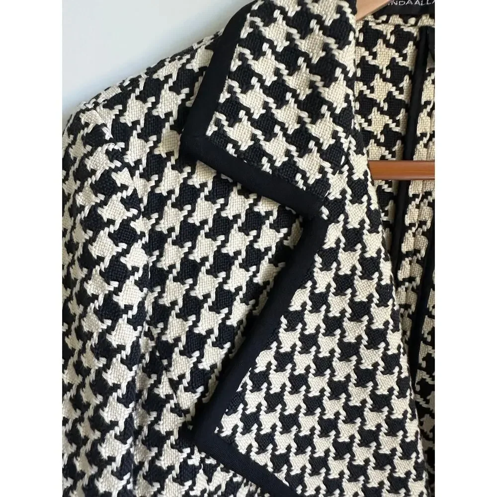 Womens Houndstooth Cropped Blazer/Jacket size 2 Linda Allard Crm/Black Classic